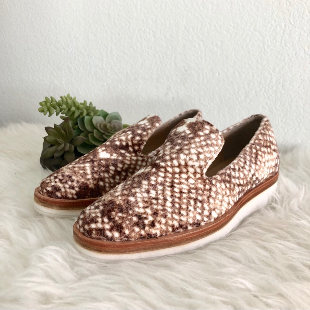 NWOT Free People Snake Eyes Skin Loafer